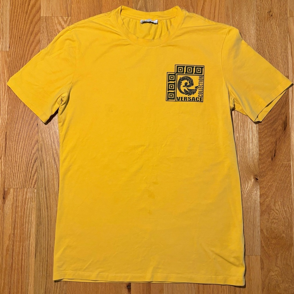 Versace Gold Black Hibiscus Logo Tshirt